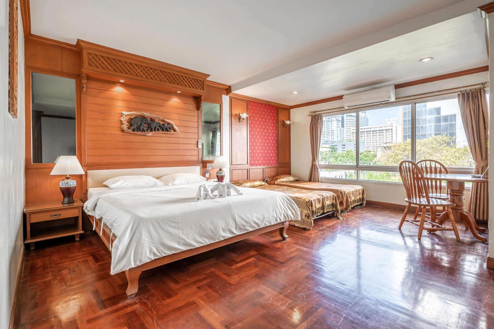 Studio Suite By Royal Ivory Nana Bangkok Extérieur photo