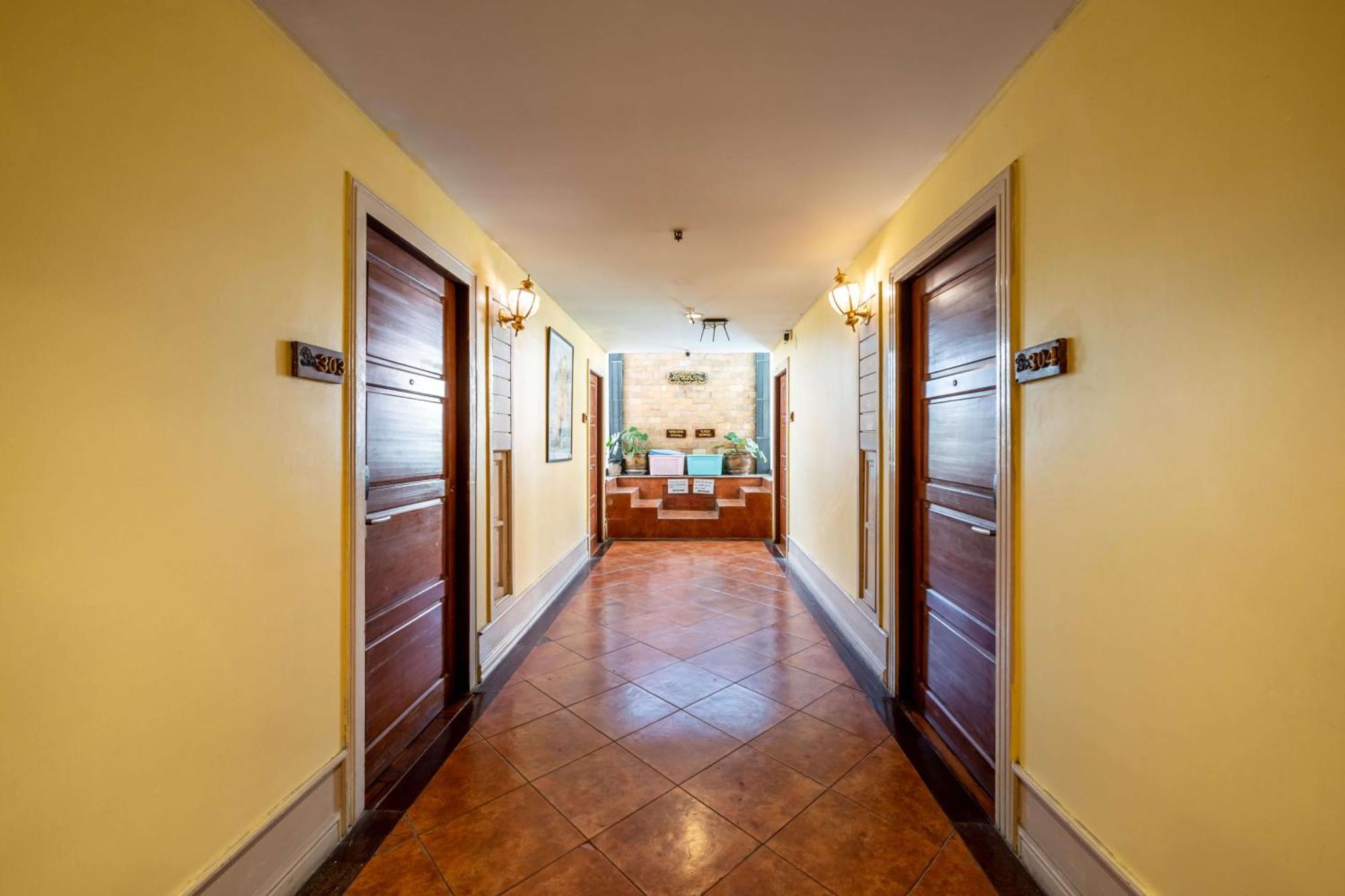 Studio Suite By Royal Ivory Nana Bangkok Extérieur photo