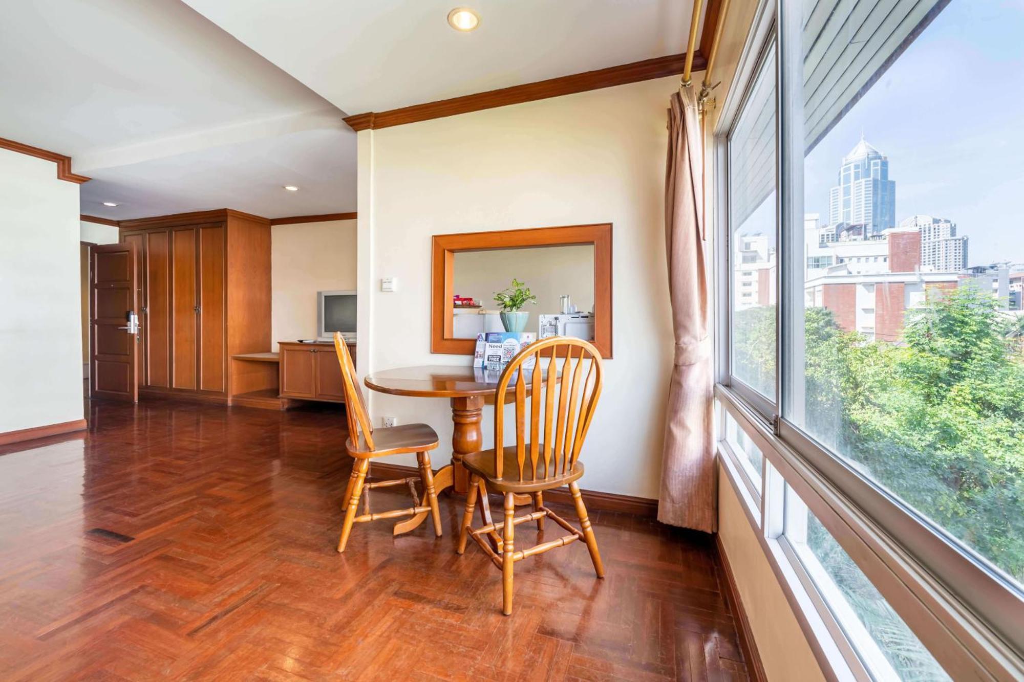 Studio Suite By Royal Ivory Nana Bangkok Extérieur photo